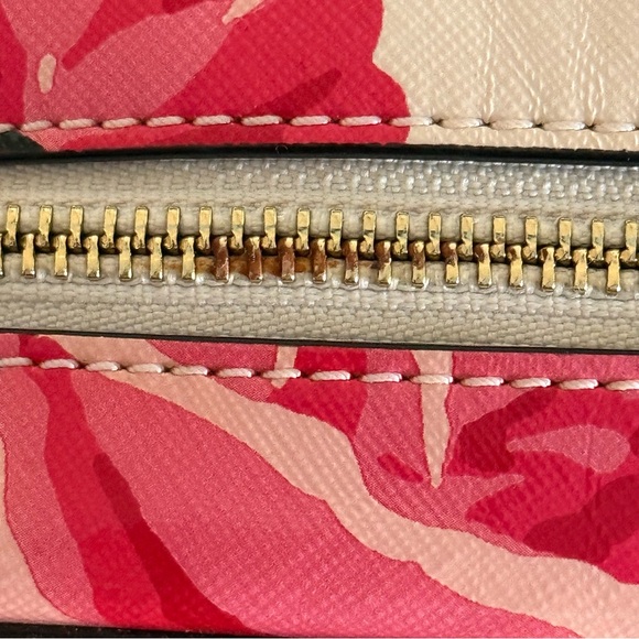 Kate Spade Cameron Street Roses Little Babe handbag / crossbody - Picture 13 of 17